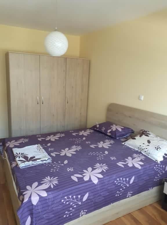 Cozy Apartament Naydenov Daire Burgaz Dış mekan fotoğraf