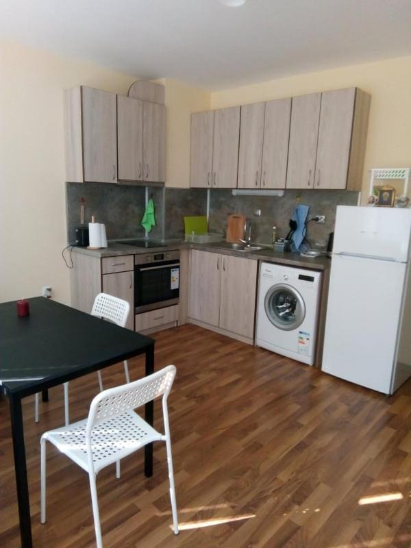 Cozy Apartament Naydenov Daire Burgaz Dış mekan fotoğraf